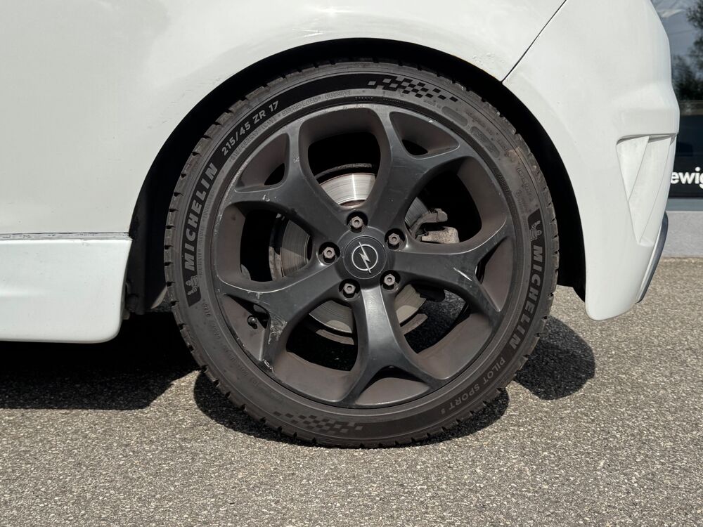 Corsa OPC 1.6 T 190 2010 occasion 68170 Rixheim