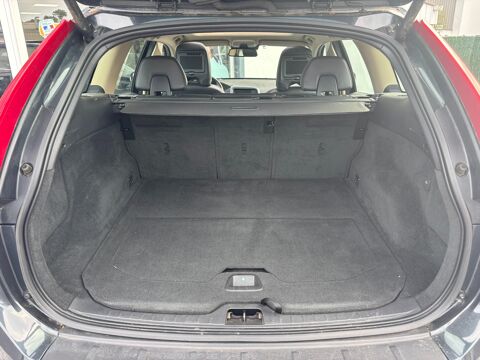 XC60 2.4 D5 215ch AWD XENIUM GEARTRONIC BVA / TOIT OUVRANT / DIST 2012 occasion 64122 Urrugne