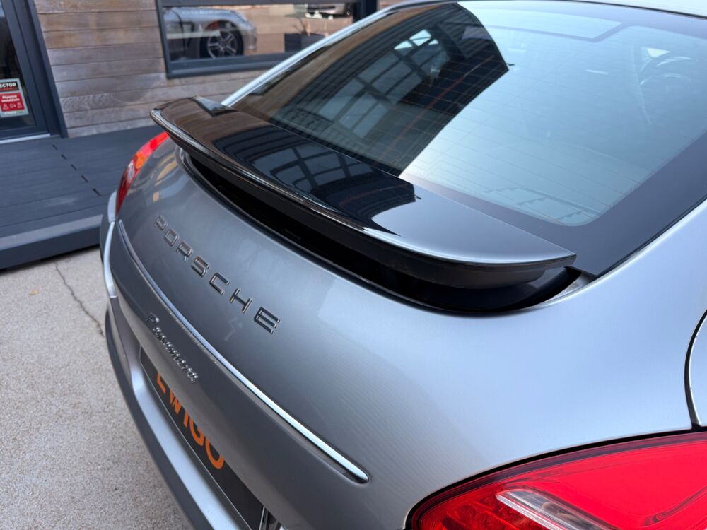 Panamera 3.6 V6 300ch PDK - Toit ouvrant - Pack Chrono 2010 occasion 44220 Cou&euml;ron