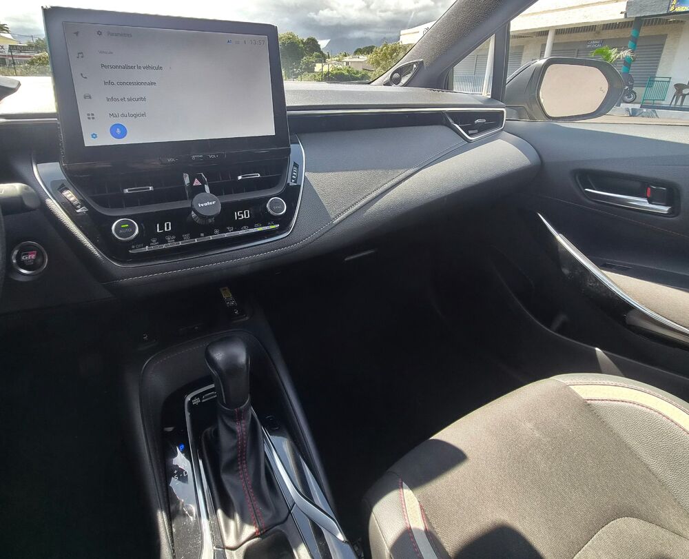 Corolla 2.0 196H FULL-HYBRID GR-SPORT BVA + CAMERA + CARPLAY + SON J 2023 occasion 97410 Saint-Pierre