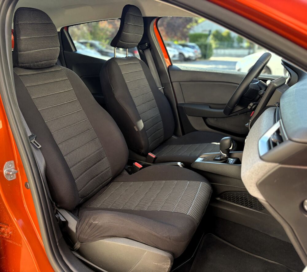 Clio 1.6 E-TECH FULL HYBRID 145 ch EVOLUTION – 1&Egrave;RE MAIN – CARPLA 2025 occasion 77700 Serris