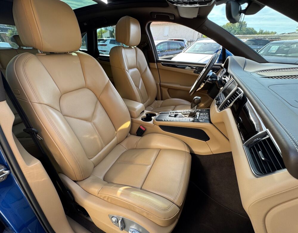 Macan 3.0 V6 258CH S DIESEL - PDK - ENTRETIEN PORSCHE 2015 occasion 13700 Marignane
