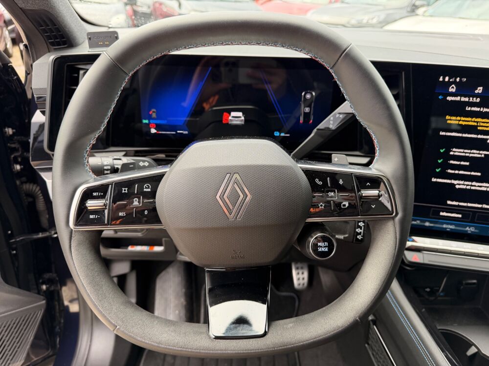 Espace 1.2 E-TECH 200Ch FULL-HYBRID 1.7KWH ESPRIT ALPINE - BVA - 7 2024 occasion 27000 &Eacute;vreux