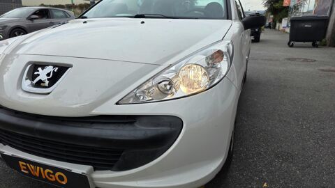 206 1.1 60 URBAN/CT OK/1ERE MAIN/ENTRETIEN A JOUR/COURROIE OK/AT 2010 occasion 74600 Seynod