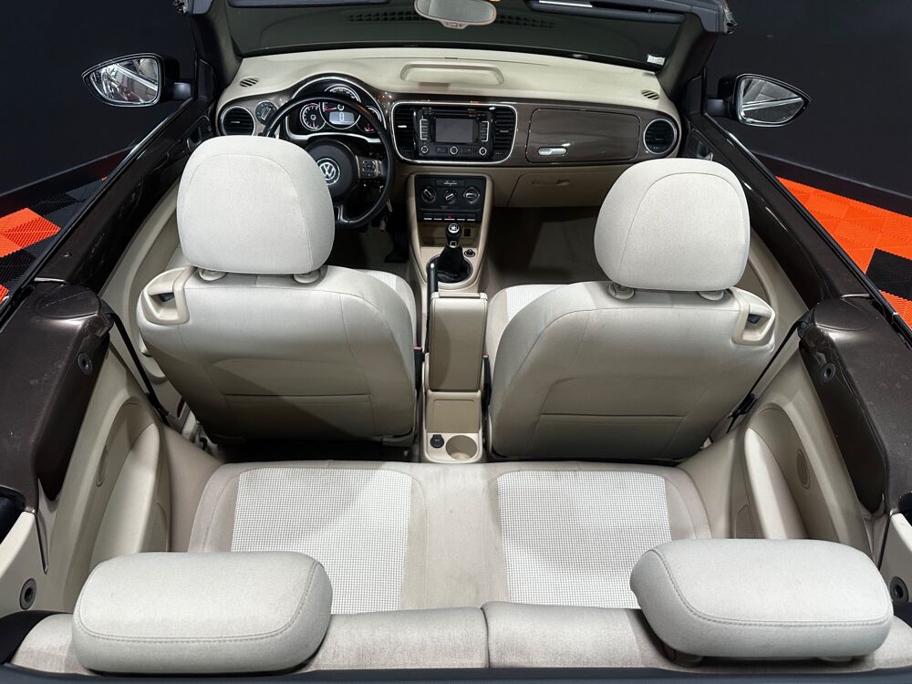 COCCINELLE II 1.2 TSI 105 CV / REGULATEUR / BLUETOOTH / 2014 occasion 29000 Quimper