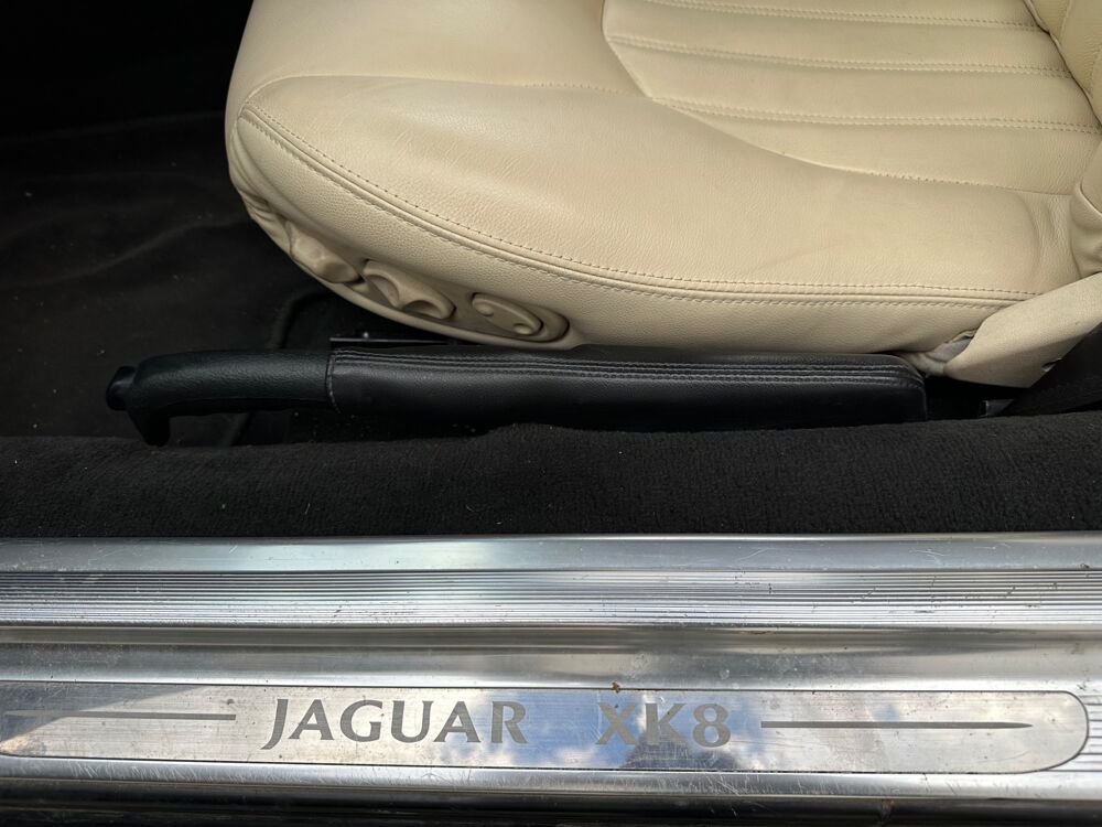 XK8 COUPE 4.0 BVA 285ch 1999 occasion 69420 Ampuis