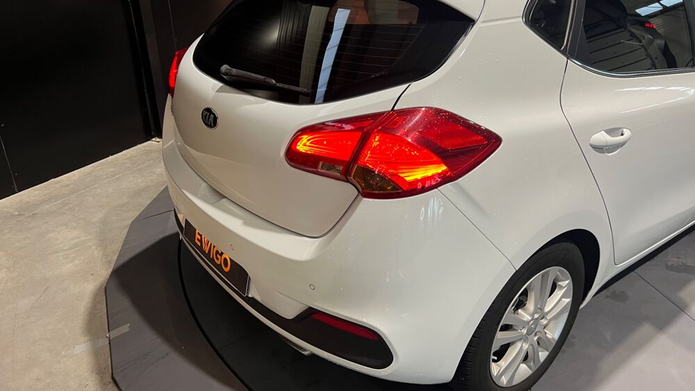 Ceed 1.6 GDI 135ch ACTIVE - REGULATEUR DE VITESSE - CLIMATISATION 2014 occasion 33610 Cestas