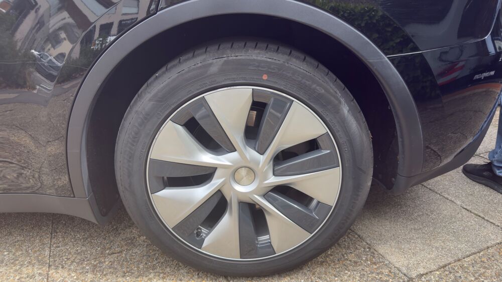 Model Y ELECTRIC STANDARD 264cv 60KWH BVA - 1ER MAIN - TVA NON RECUP 2023 occasion 69150 D&eacute;cines-Charpieu