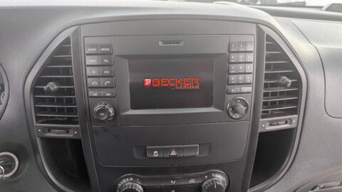 Vito FOURGON LONG 2.2 114 BLUETEC 136 ch + ATTELAGE ET BARRE DE T 2019 occasion 42160 Andr&eacute;zieux-Bouth&eacute;on