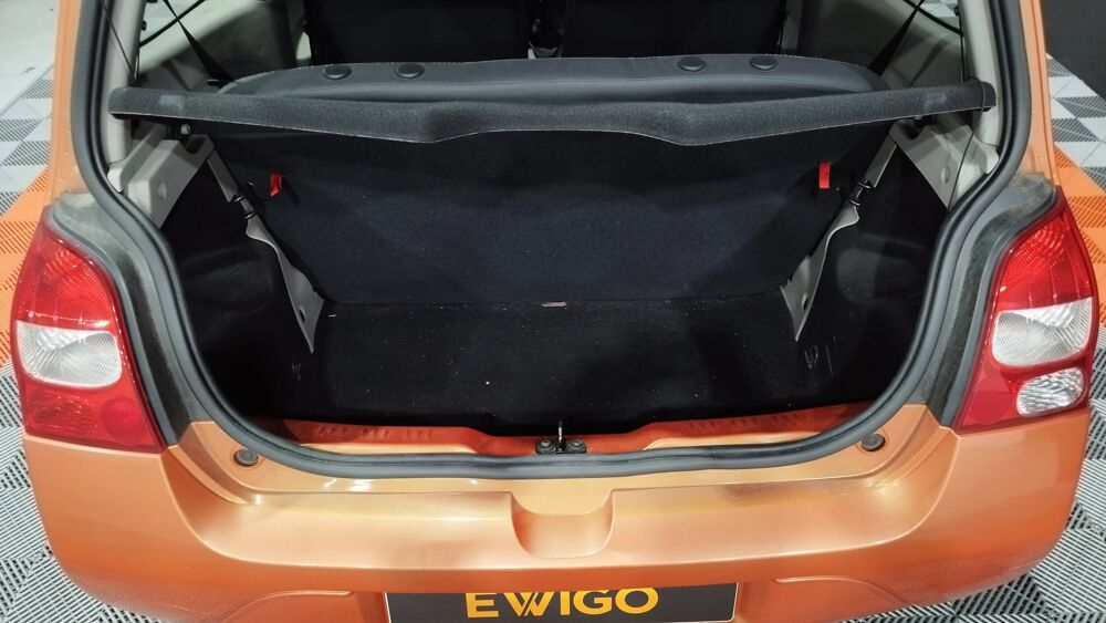 Twingo 1.2 75CH AUTHENTIQUE / ENTRETIEN FULL RENAULT / DISTRIBUTION 2010 occasion 17430 Tonnay-Charente
