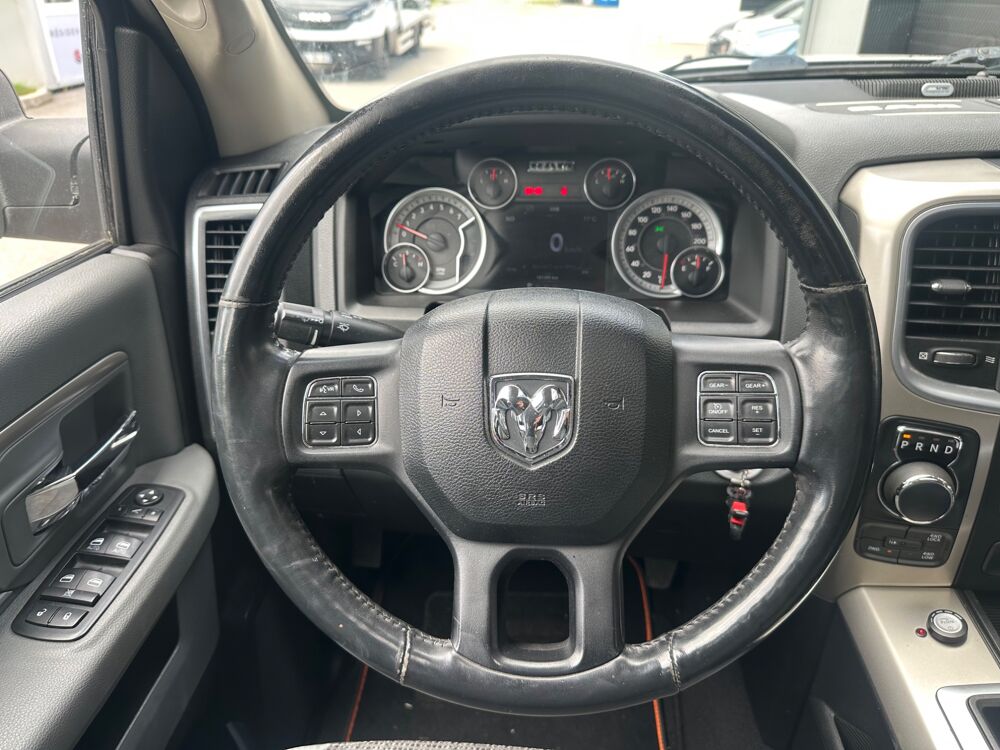 RAM 1500 CREW CAB 3.6 V6 305ch FLEXIFUEL E85 GPL 4WD CAMERA DE R 2015 occasion 38420 Le Versoud