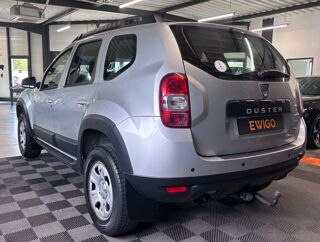 Duster 1.2 TCE 125 AIR 4X2 - ATTELAGE 2014 occasion 79000 Niort