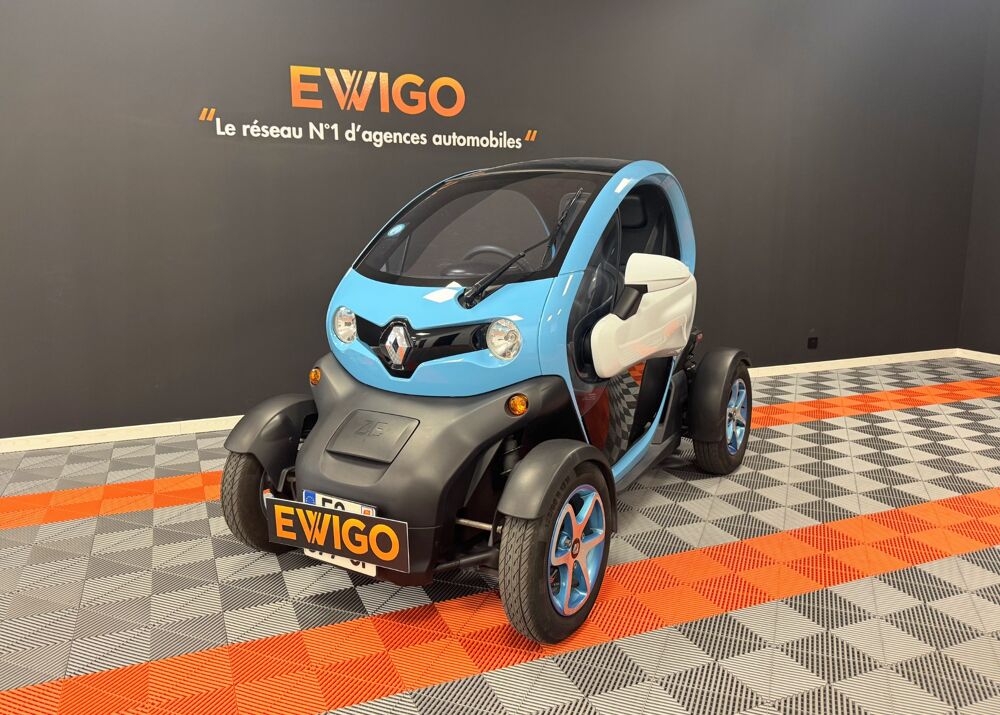 Twizy ZE 6.1KWH 45KMH INTENS // BATTERIE NEUVE EN LOCATION 2020 occasion 34430 Saint-Jean-de-V&eacute;das