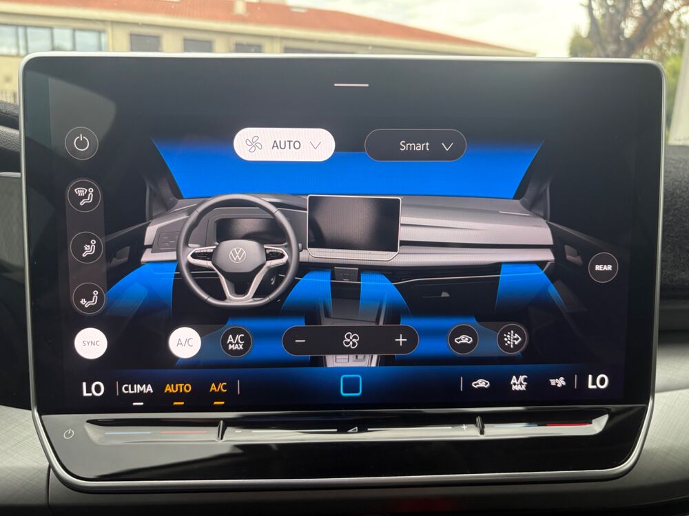 Golf 2.0 TDI 115 CH VW EDITION / CARPLAY / CAMERA 2025 occasion 40000 Mont-de-Marsan