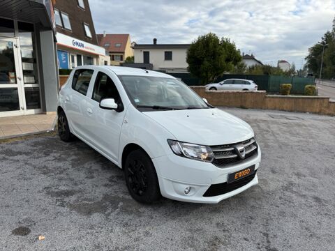 Sandero 0.9 TCE 90 CH Laureate Easy-R BVA 2016 occasion 25000 Besan&ccedil;on