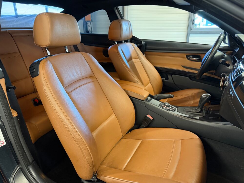 S&eacute;rie 3 COUPE 3.0 330 D 245 LUXE XDRIVE BVA 2013 occasion 79000 Niort