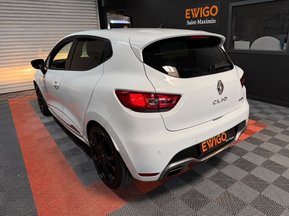 Clio 4RS 1.6 TCE 200CV EDC BVA-PREMIERE MAIN-ORIGINE FRANCE 2015 occasion 60740 Saint-Maximin
