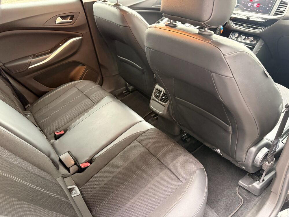 Grandland 1.5 TD 130 ch ELEGANCE BUSINESS BVA8 2023 occasion 64320 Idron