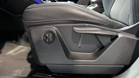 Q2 35 TFSI 150 S-LINE/ BLACK LINE S-TRONIC - TOIT OUVRANT - AT 2022 occasion 33610 Cestas