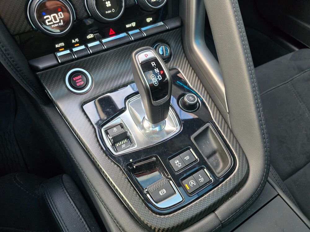 F-Type 3.0 V6 SURALIMENTE 380ch R-DYNAMIC AWD MERIDIAN/TOIT PANORAM 2018 occasion 68170 Rixheim