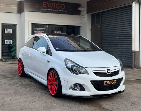 Opel corsa OPC 1.6 T 210 NURBURGRING &Eacute;DITION