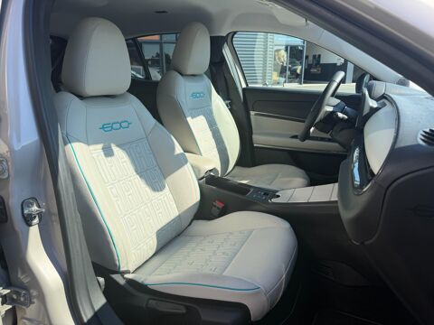Fiat 600 ELECTRIC 155ch 54KWH LA-PRIMA BVA / SOH 95% / CARPLAY / SIEG 2024 occasion 17100 Saintes