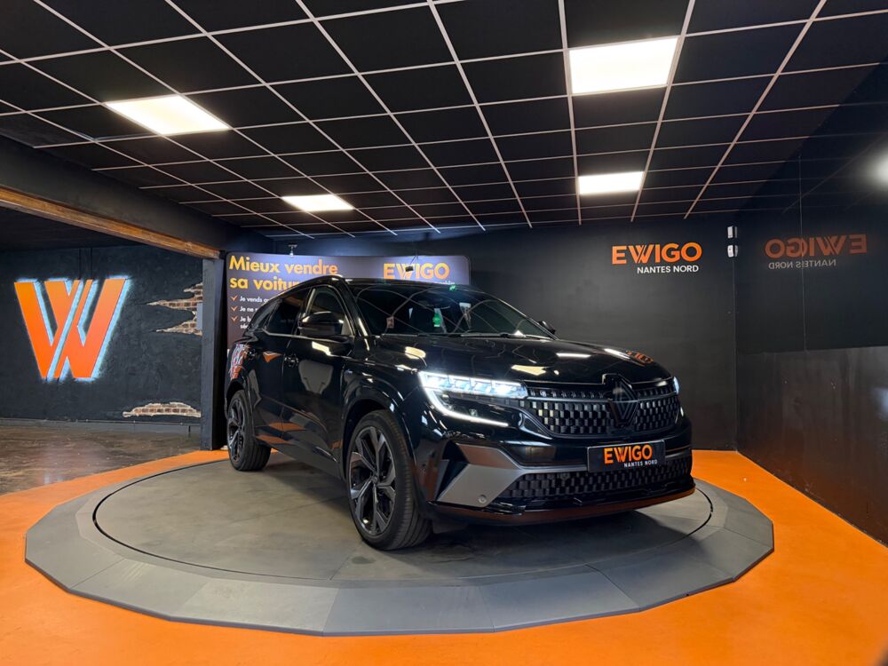 Espace 1.2 E-TECH FULL HYBRID 200 ESPRIT ALPINE BVA // TOIT PANORAM 2023 occasion 44300 Nantes