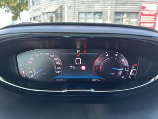 3008 1.5 BLUEHDI 130CH / GT / ATTELAGE - CAMERA - CARPLAY - GPS - 2021 occasion 44220 Cou&euml;ron