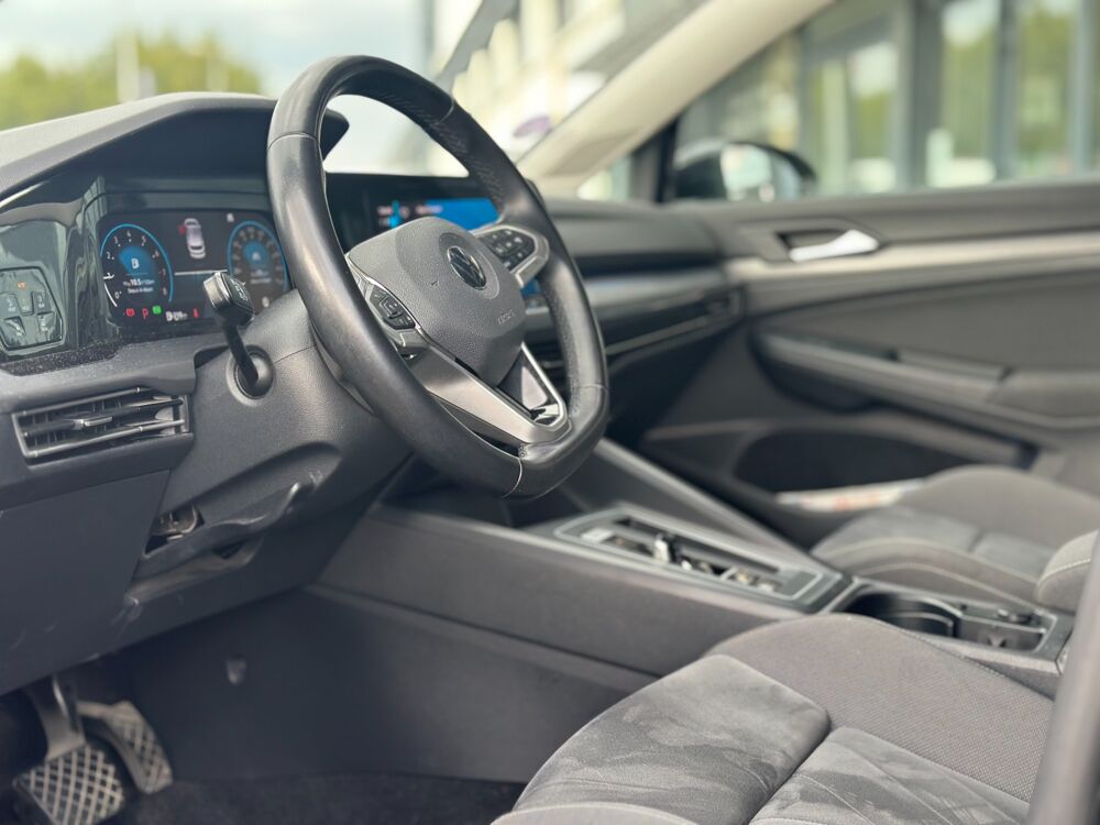 Golf 8 1ST EDITION 1.5 E-TSI 150Ch MHEV DSG7 - CARPLAY - SIEGES E 2020 occasion 26000 Valence