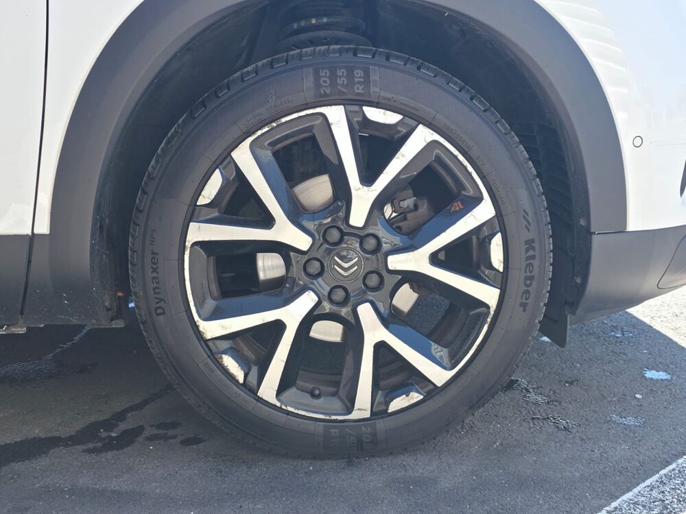 C5 aircross 1.5 BLUEHDI 130 FEEL PACK EAT8 START-STOP / SUREQUIPE CAMERA 2019 occasion 17100 Saintes