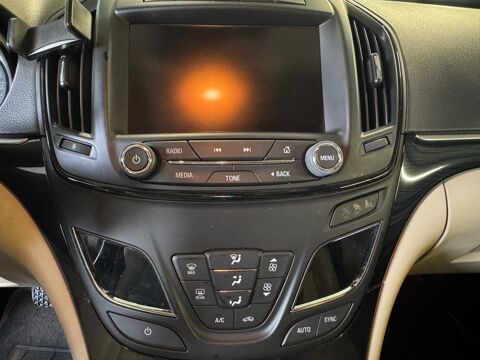 Insignia GENERATION-I SPORTS-TOURER 2.0 CDTI BI-TURBO 195 Ch COSMO PA 2014 occasion 79000 Niort