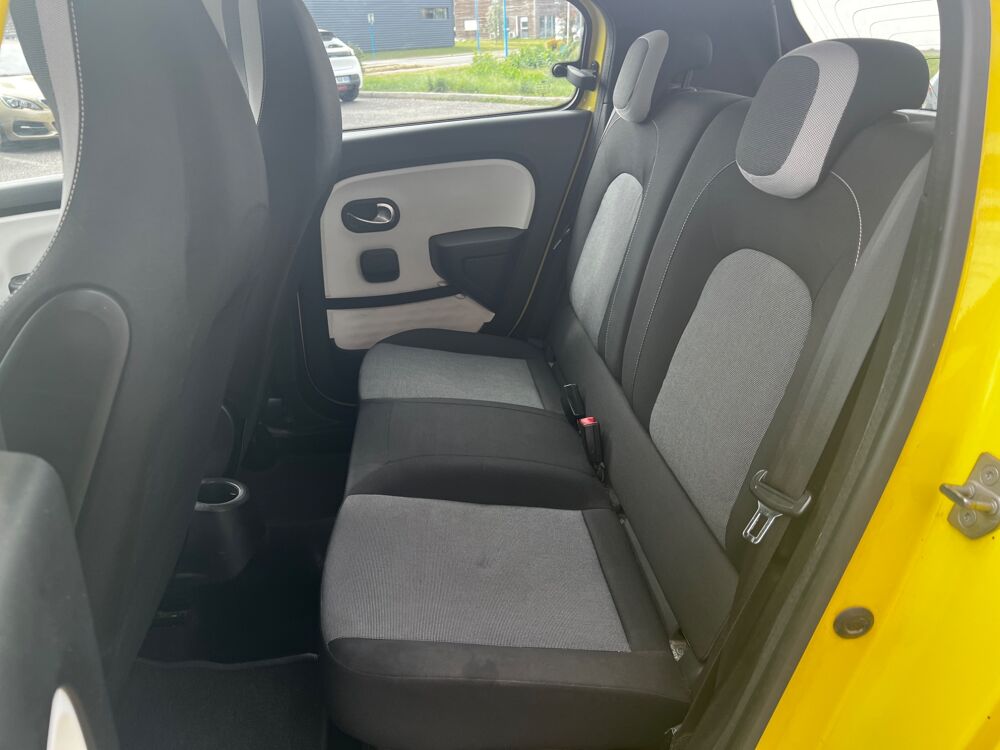Twingo 1.0 SCE 70 CH ZEN / 1ERE MAIN + ENTRETIEN CONSTRUCTEUR 2015 occasion 47000 Agen