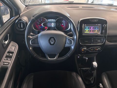 Clio ESTATE 1.5 DCI 110 Ch - LIMITED - ENTRETIEN CONSTRUCTEUR - D 2017 occasion 79000 Niort