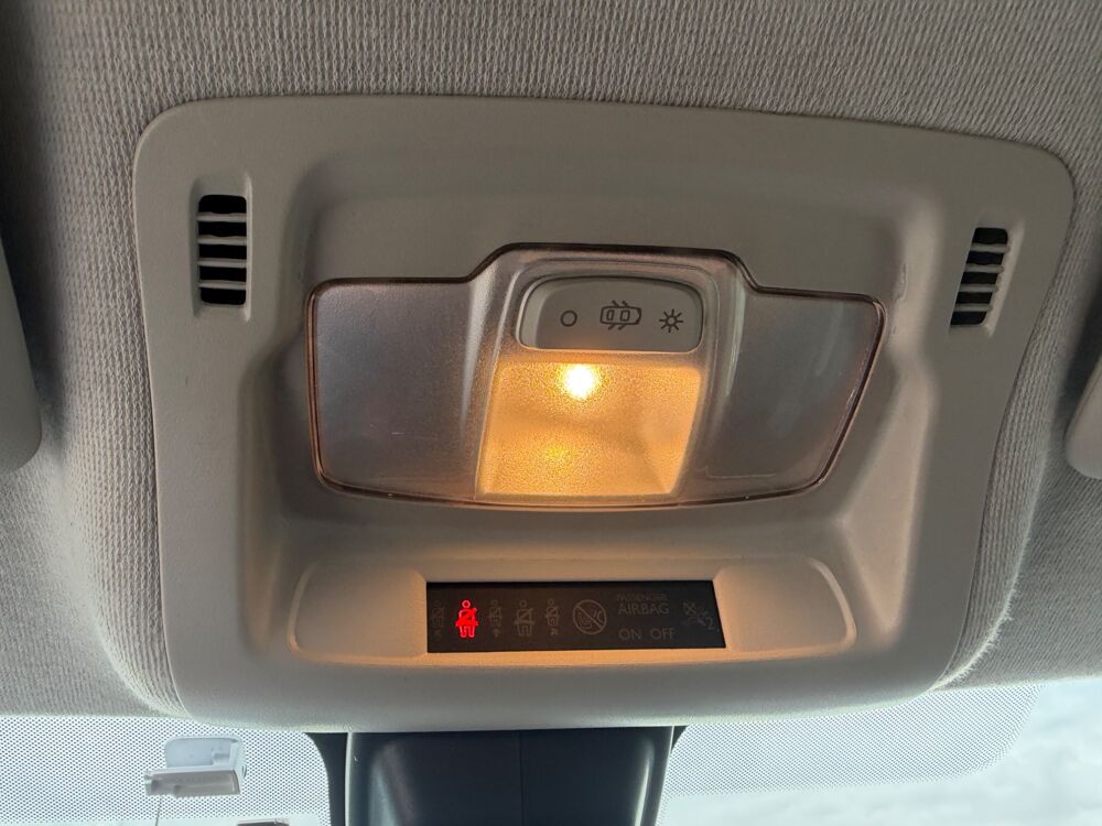 C3 SOCIETE 2 PLACES 1&Egrave;RE MAIN 100Ch - TVA RECUPERABLE - CARPLAY 2021 occasion 27000 &Eacute;vreux