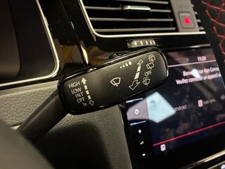 Golf 2.0 TSI 245ch GTI PERFORMANCE DSG7 5P - TOIT OUVRANT 2019 occasion 69400 Arnas