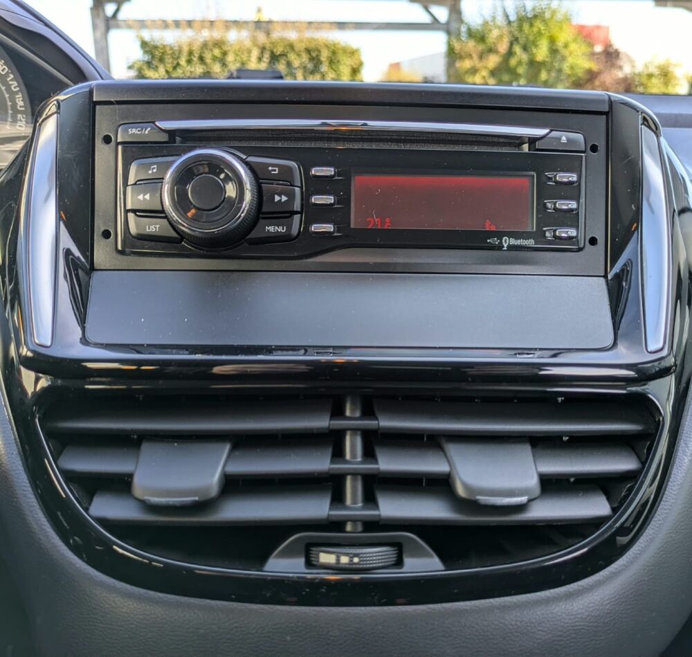 208 GENERATION-I 1.6 BLUEHDI 75ch LIKE 2018 occasion 25300 Pontarlier