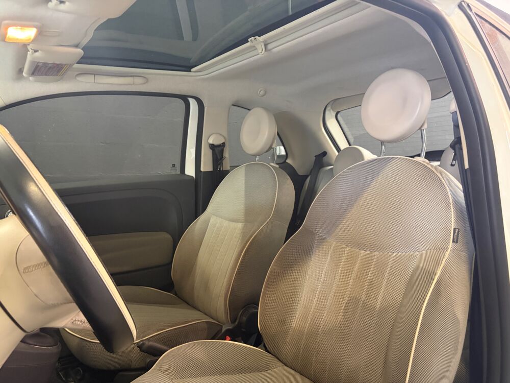 500 0.9 TWINAIR 85CH LOUNGE TOIT PANORAMIQUE/ EMBRAYAGE NEUF/ MO 2011 occasion 78125 Gazeran