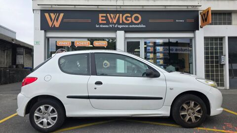 206 1.1 60 URBAN/CT OK/1ERE MAIN/ENTRETIEN A JOUR/COURROIE OK/AT 2010 occasion 74600 Seynod