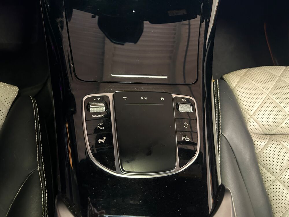 EQC 400 4MATIC AMG LINE 81 KWH 2021 occasion 83600 Fr&eacute;jus