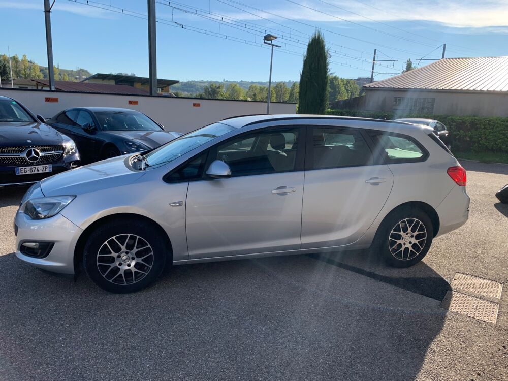Astra SPORTS-TOURER 1.6 CDTI 110cv ECOFLEX EDITION S&S / CAM RECUL 2015 occasion 69420 Ampuis