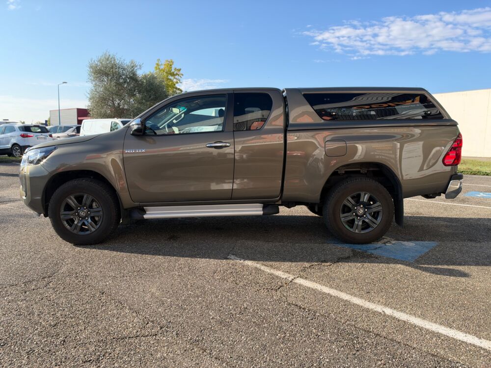 Hilux X-TRA CAB 4WD 2.8L 204 CH D-4D BVA INVICIBLE 2026 occasion 47000 Agen