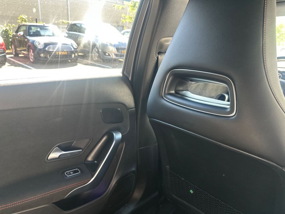 Classe A 2L 200D 150ch AMG LINE / CAMERA DE RECUL / PEINTURE GRIS MAT 2019 occasion 38420 Le Versoud