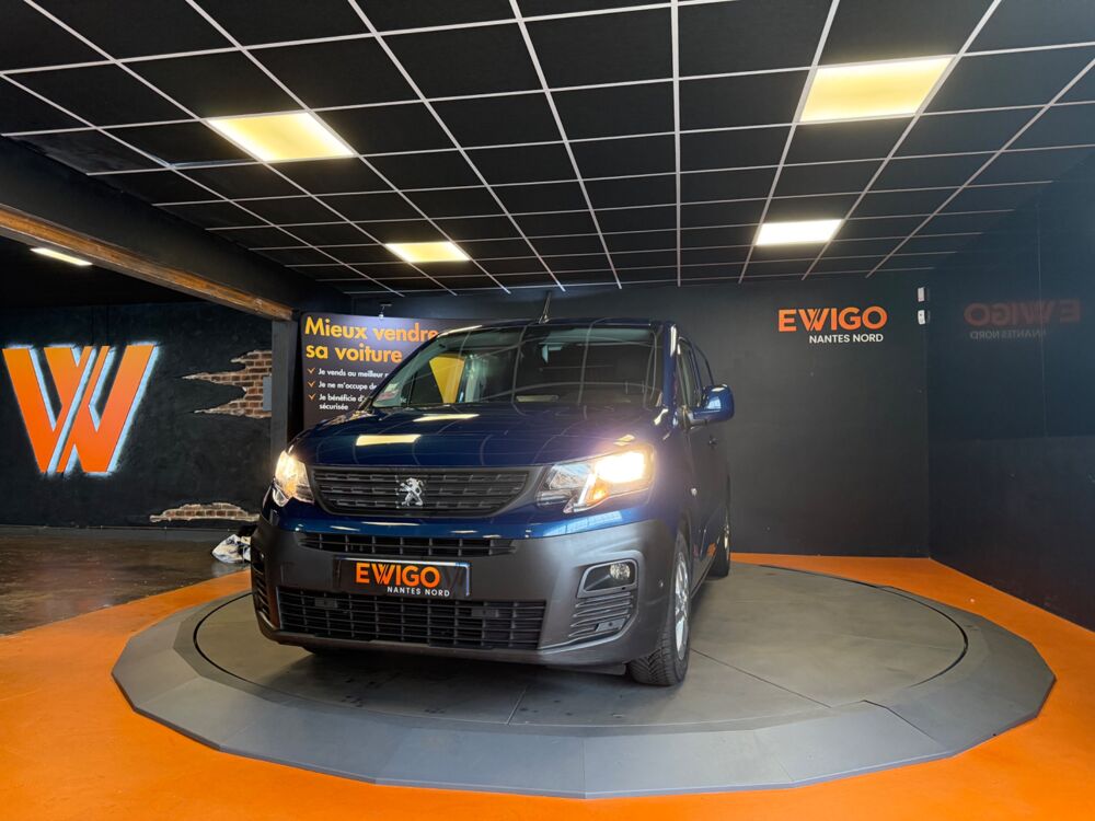 Partner FOURGON 1.5 BLUEHDI 130 1000KG L1 M 10409€ HT // ATTELAGE // 2020 occasion 44300 Nantes