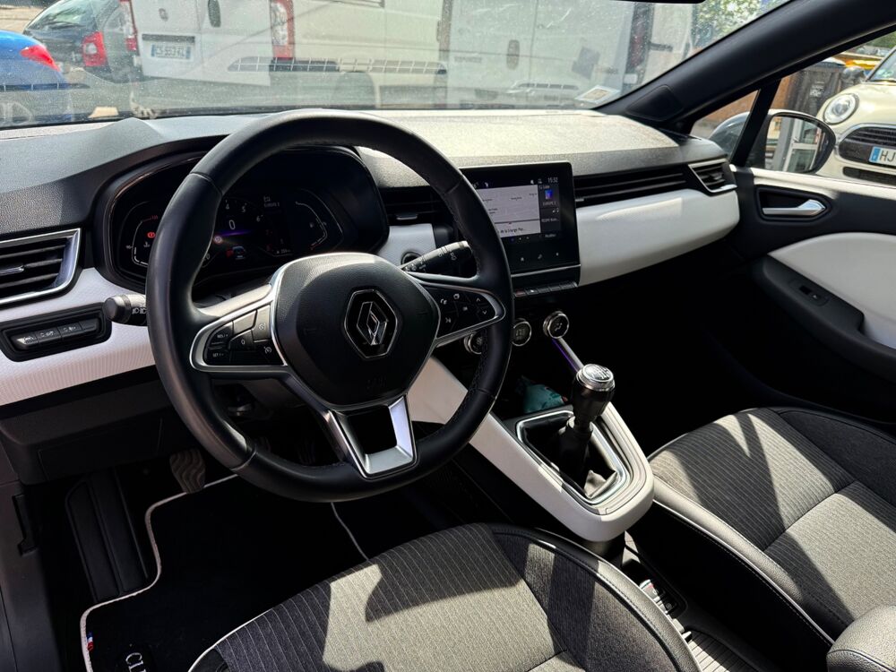 Clio 1.3 TCE 140 INTENS CARPLAY 2021 occasion 25000 Besan&ccedil;on