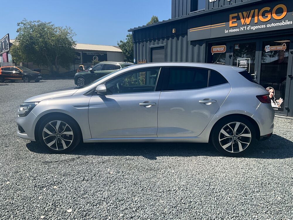 M&eacute;gane IV 1.6 dCi INTENS 130cv ENTRETIEN RENAULT 2016-2020 / EMBRAY 2016 occasion 17000 La Rochelle