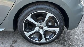 A1 30 TFSI 116CH S TRONIC 7 S-LINE - GRIS / TOIT NOIR 2026 occasion 13700 Marignane