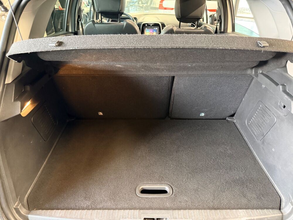 Captur 1.5 DCI 90 Ch ECO ENERGY INTENS - ENTRETIEN CONSTRUCTEUR 2017 occasion 79000 Niort