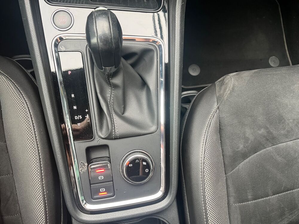 Ateca 1.4L DGS7 150ch TOIT OUVRANT PANORAMIQUE / APPLE CARPLAY / 2017 occasion 38420 Le Versoud