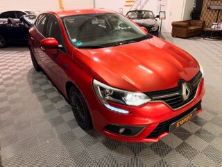 M&eacute;gane 1.2 TCE 100ch ENERGY INTENSE/ REGULATEUR/ LIMITATEUR/ CLIM A 2016 occasion 78125 Gazeran