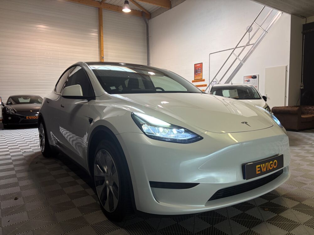 Model Y STANDARD 255 ch 60KWH RWD - AUTOPILOT - TOIT PANORAMIQUE - A 2022 occasion 78125 Gazeran